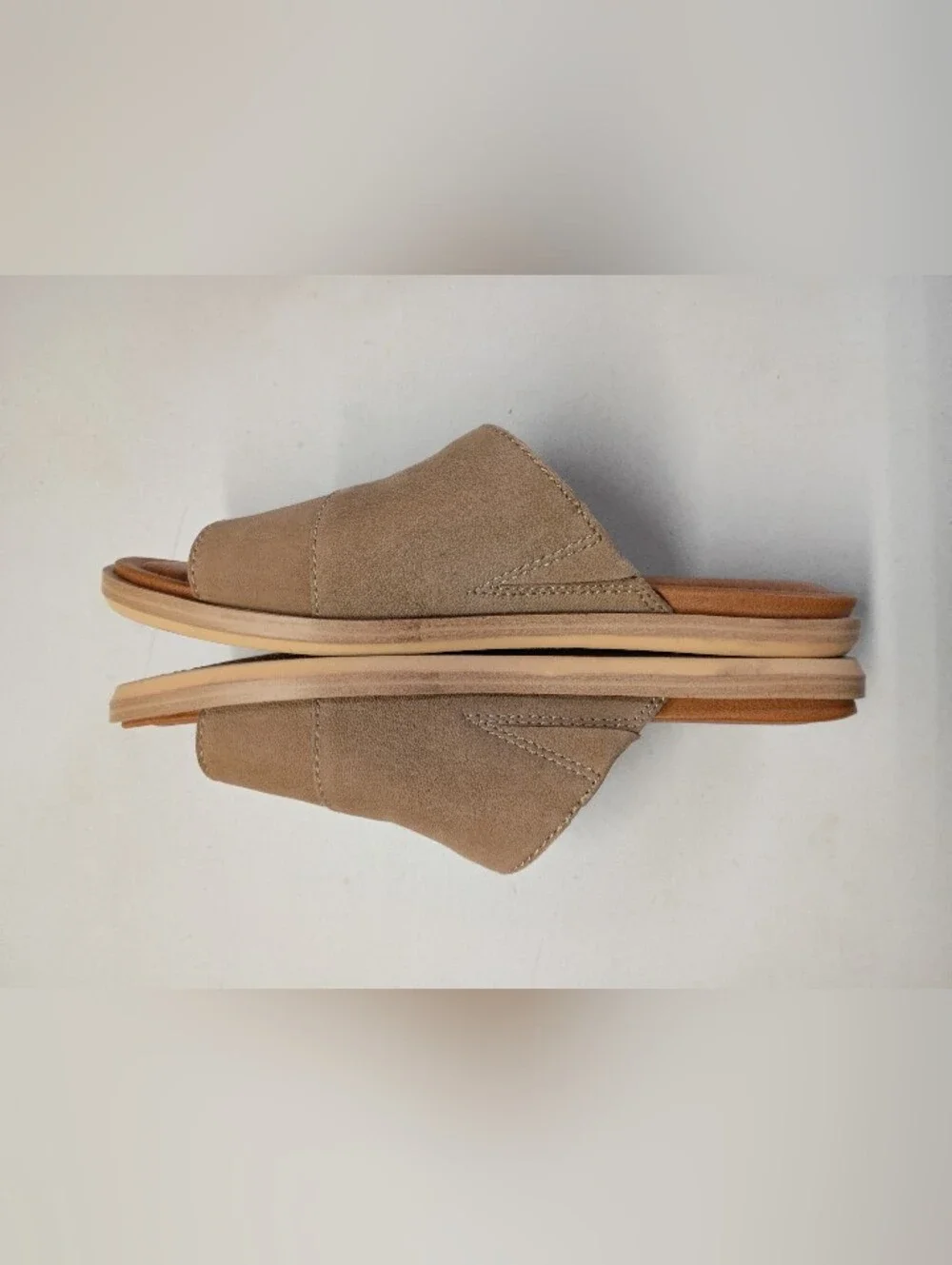 Lucky Brand Slip on Sandals Nekoda Tan Flats Women's Sz 7M Open Toe